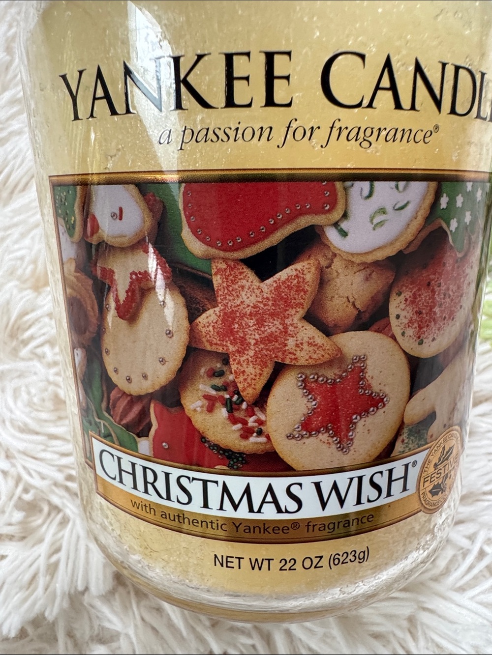 Yankee Candle Christmas Wish Large Jar Candle - Discontinued 💗 Yellow - Picture 2 of 7